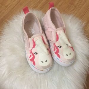 Adorable toddler girl unicorn sneakers Size 8.5
